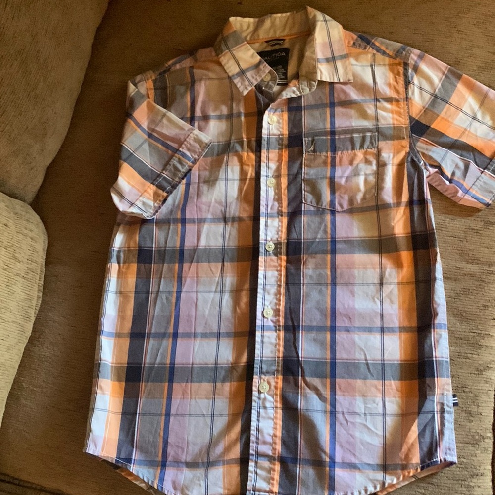 NWOT NAUTICA MULTICOLORED BUTTON DOWN